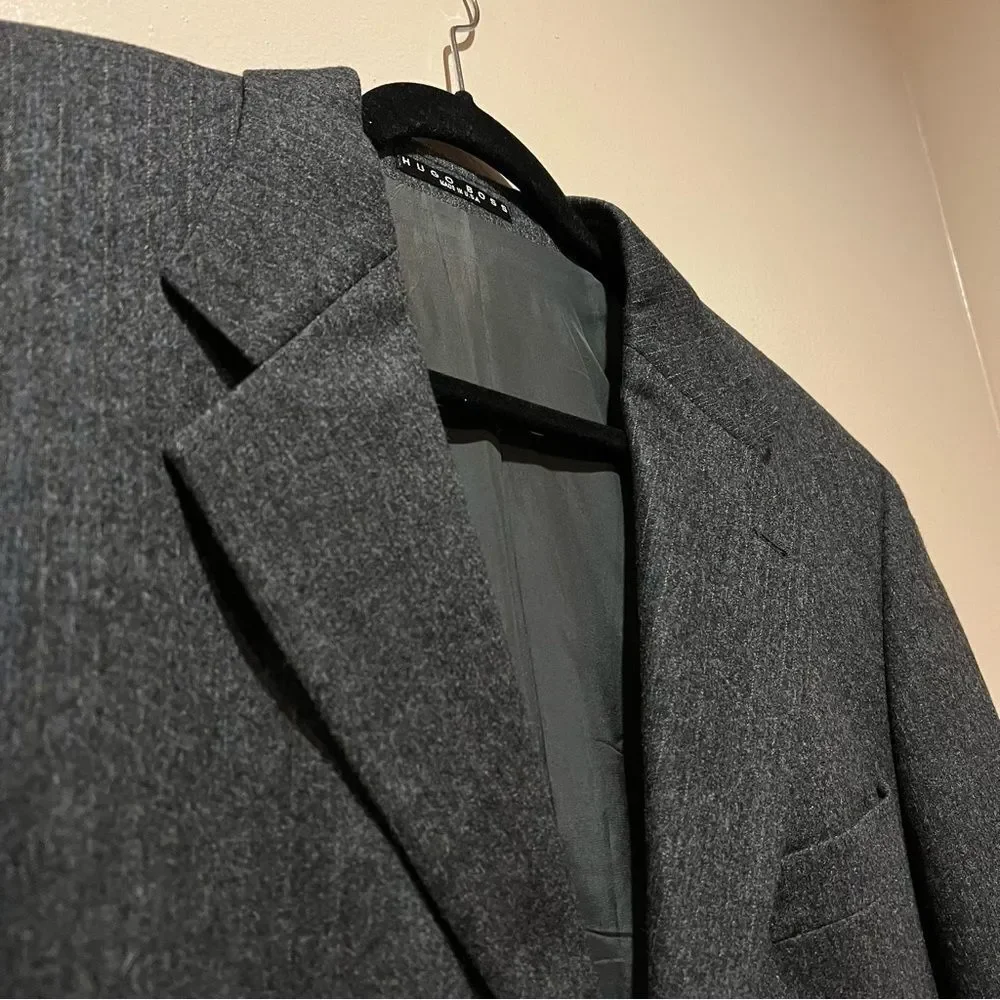 HUGO BOSS Cashmere Wool 3 Button Blazer Size 44T